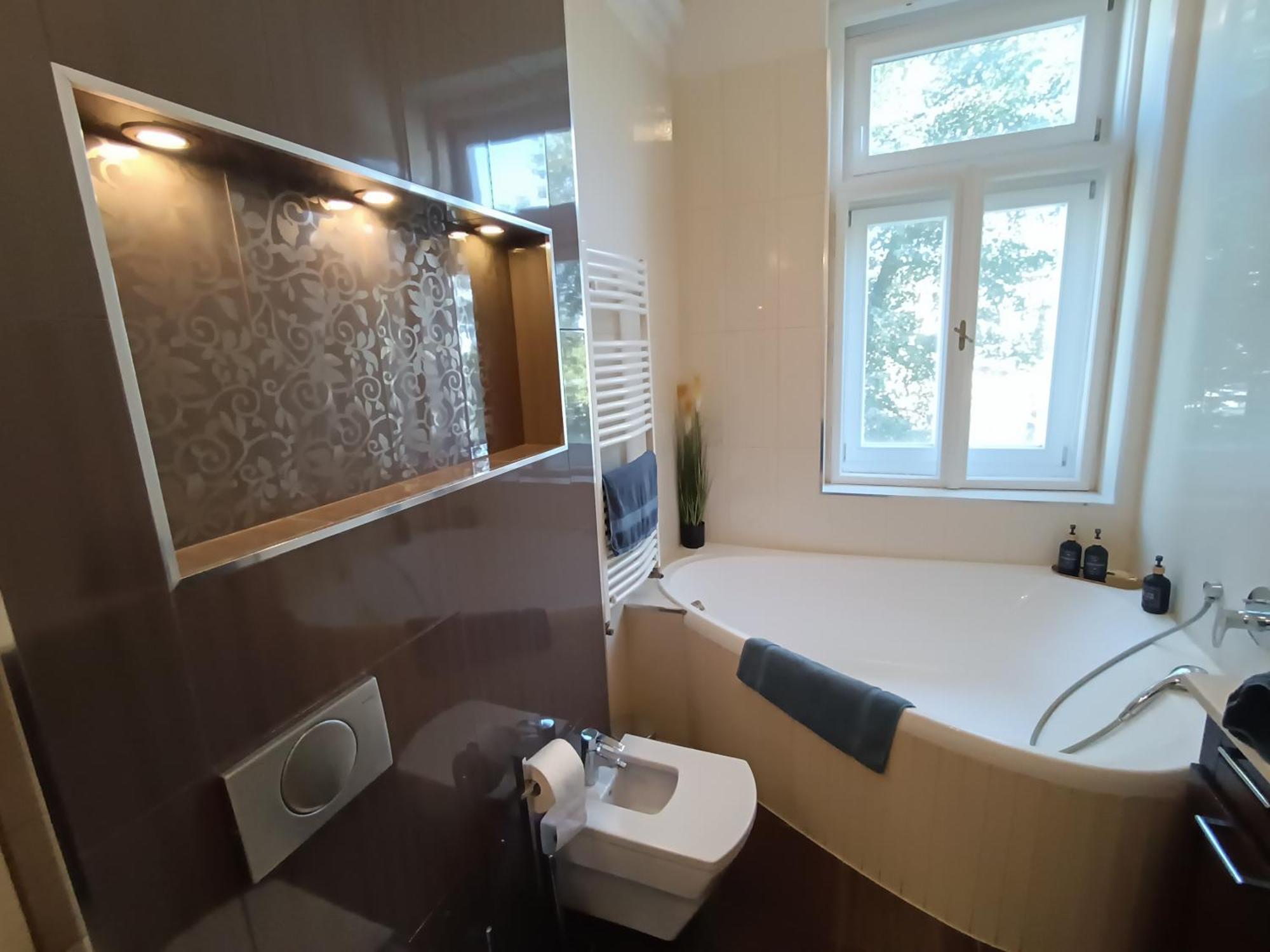 Residence Oasis Gyor Ngoại thất bức ảnh
